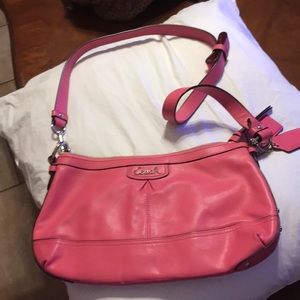 Coach rouge leather shoulder bag.